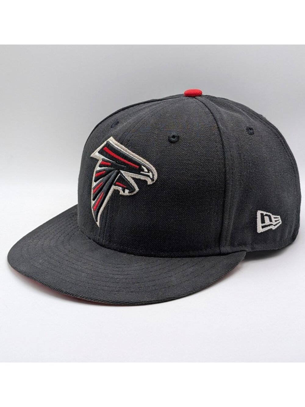 Atlanta Falcons 59FIFTY New Era NFL Football Black Fitted Hat Size 7 5/8 Cap